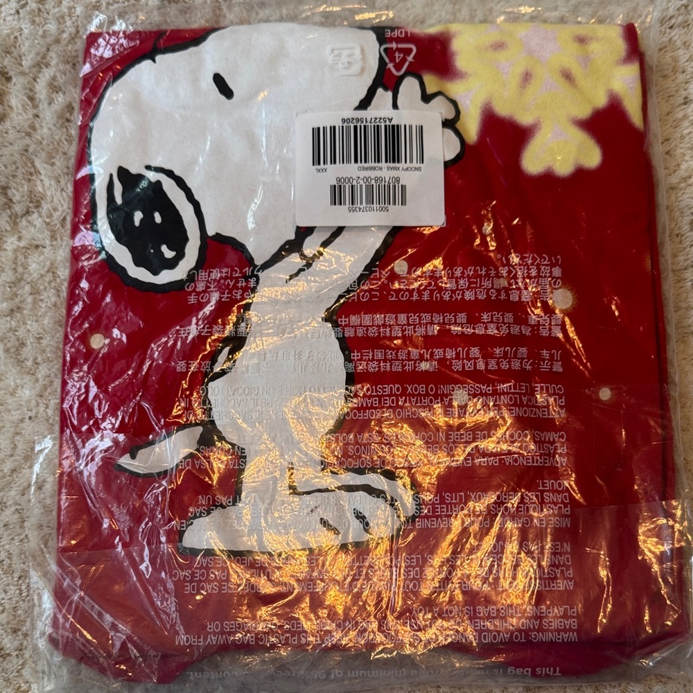 Peanuts Red Tee with Gold 'Believe!' - Picture 2 of 3